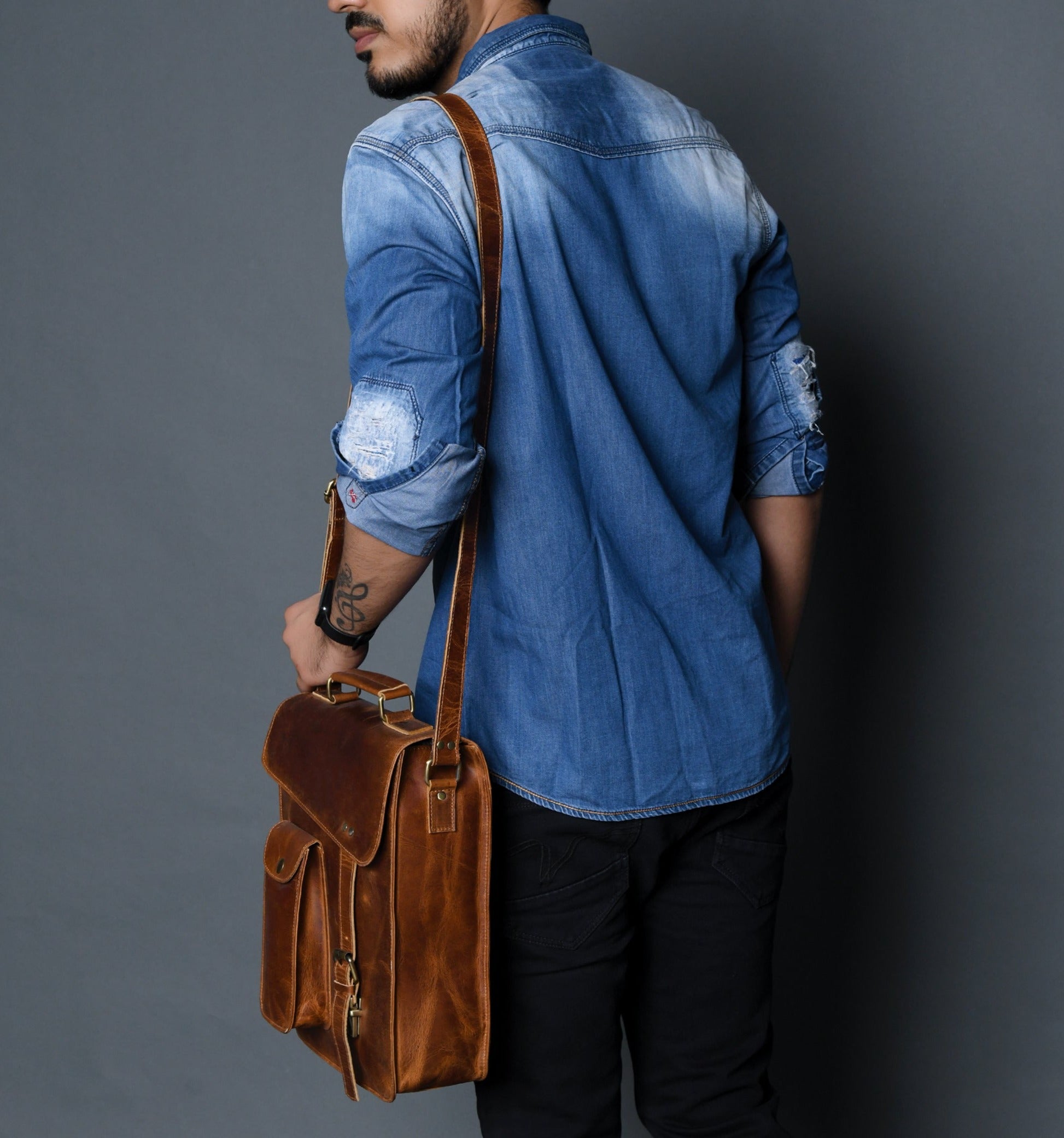 Classy Leather Bags Vintage Explorer Shoulder Crossbody Bag SpadezStore