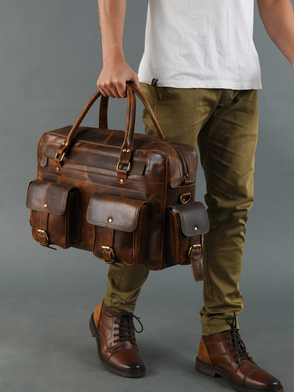 Classy Leather Bags Finn Handcrafted Buffalo Leather Laptop Briefcase SpadezStore