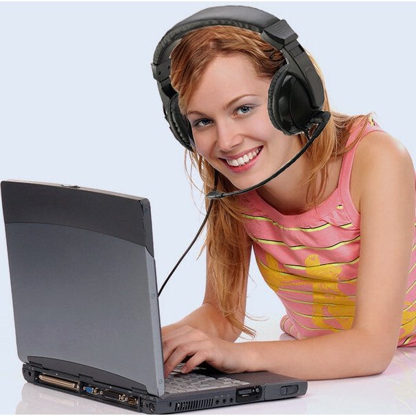 Adesso Xtream H5 - 3.5mm Stereo Headset with Microphone - Noise Cancelling - Wired- Lightweight SpadezStore