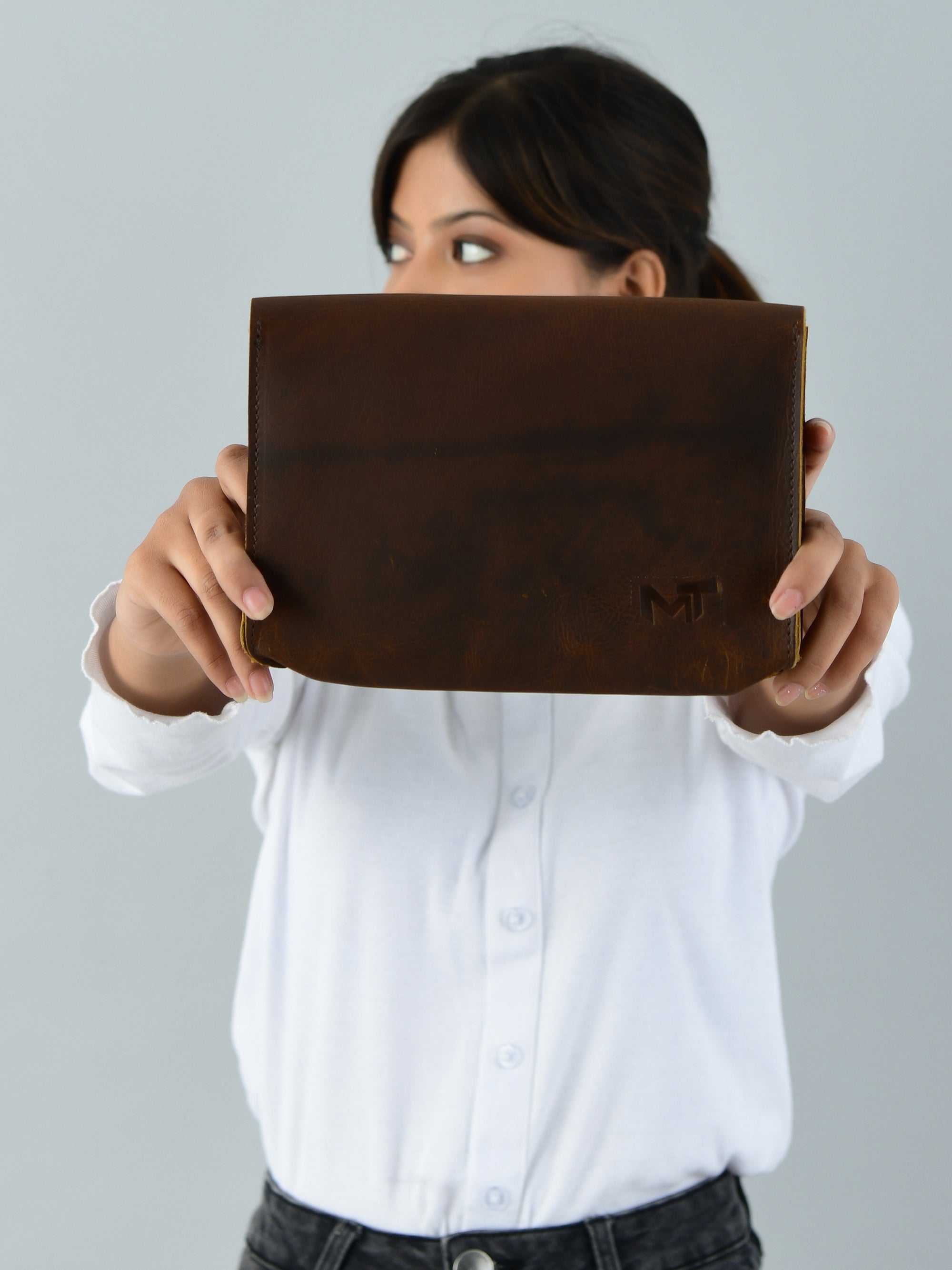 Classy Leather Bags Chic Cocoa Leather Women's Clutch SpadezStore