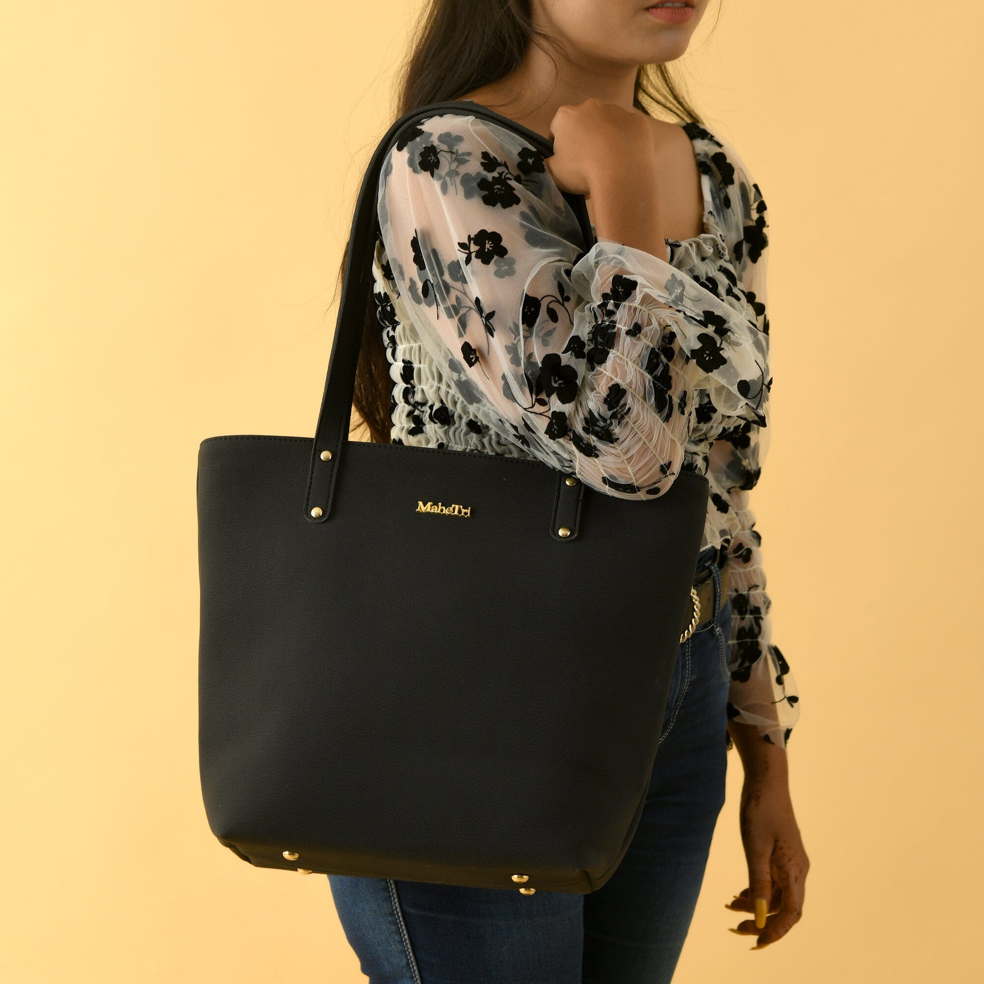 Classy Leather Bags Era Vegan Leather Tote - Midnight Black SpadezStore