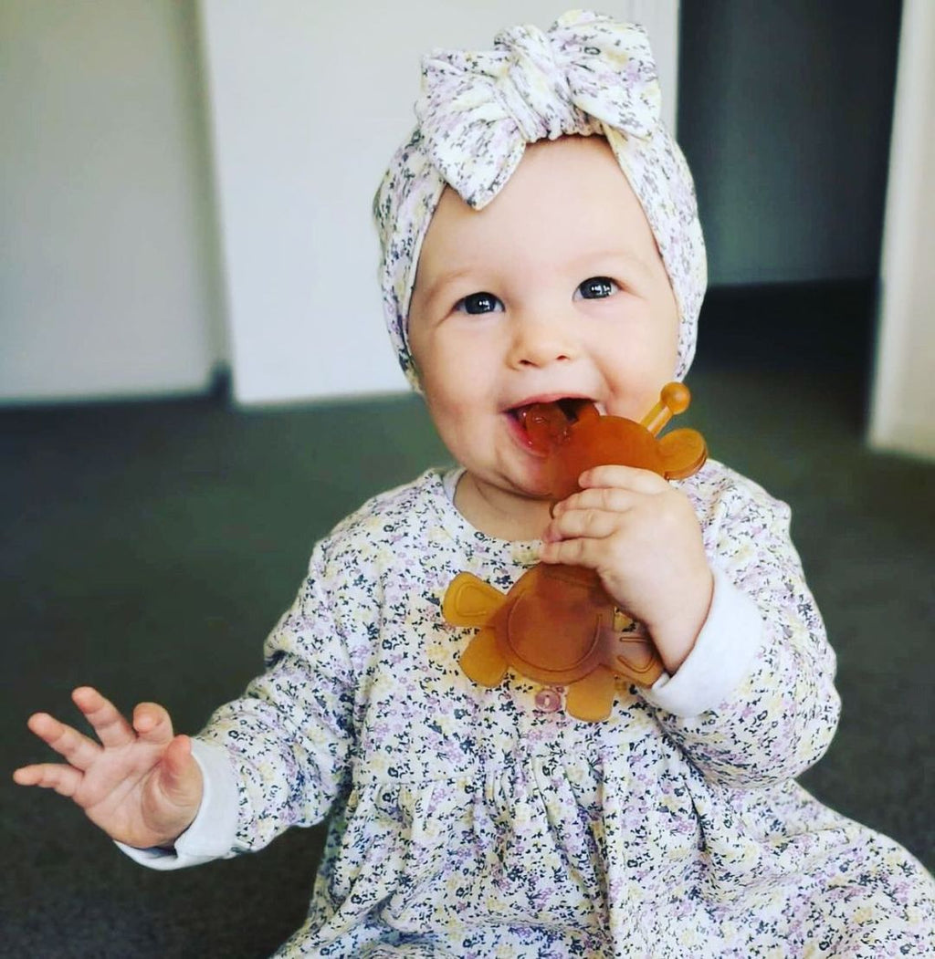 Bambeado The Little Bamber - Natural Rubber & Baltic Amber Teething Toy