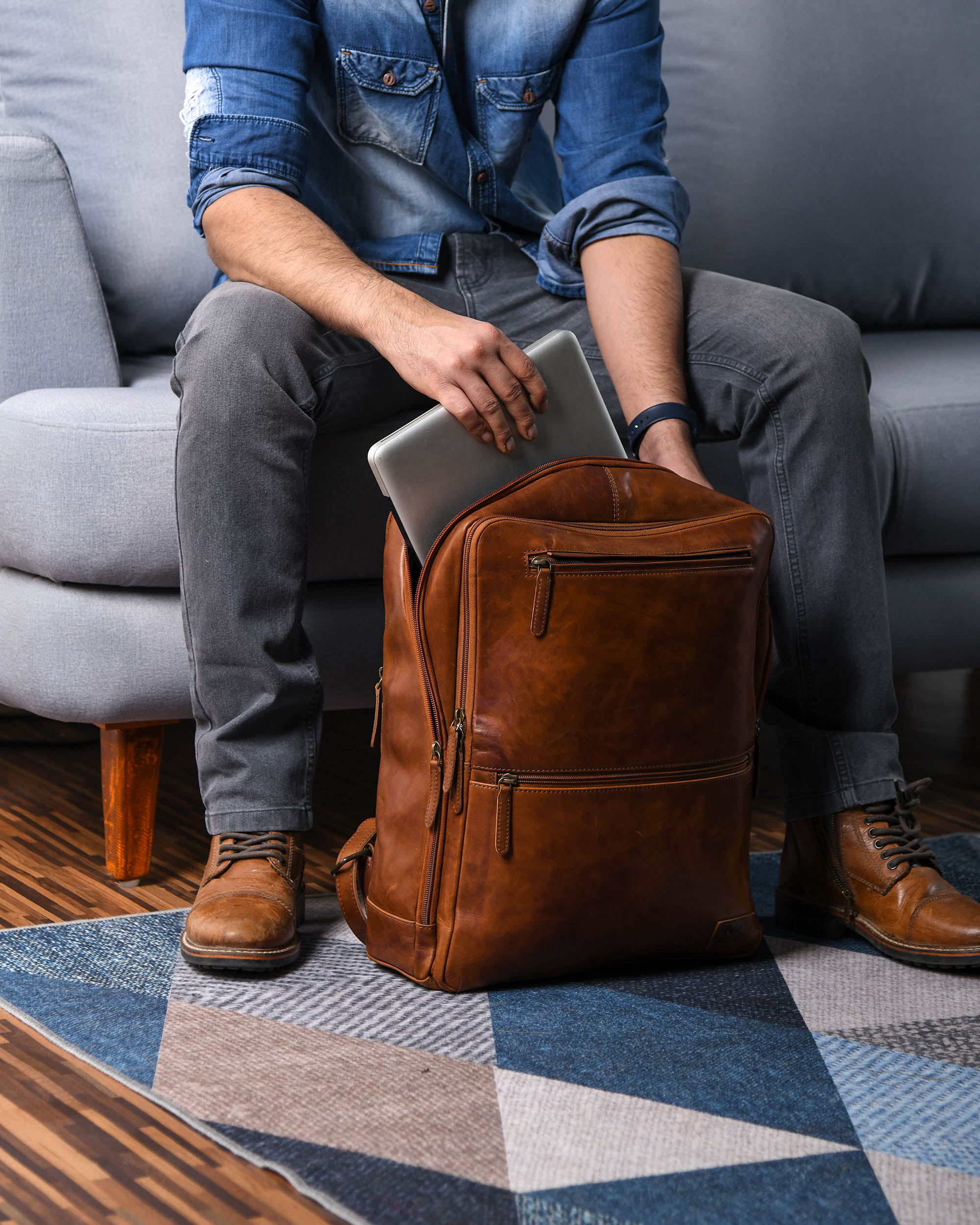 Classy Leather Bags Transit Voyager Backpack Pro SpadezStore