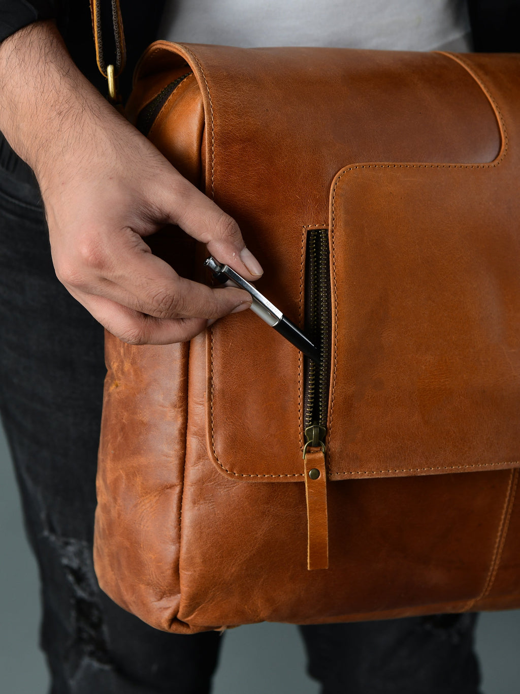 Classy Leather Bags Wilson Tan Leather Crossbody Bag SpadezStore