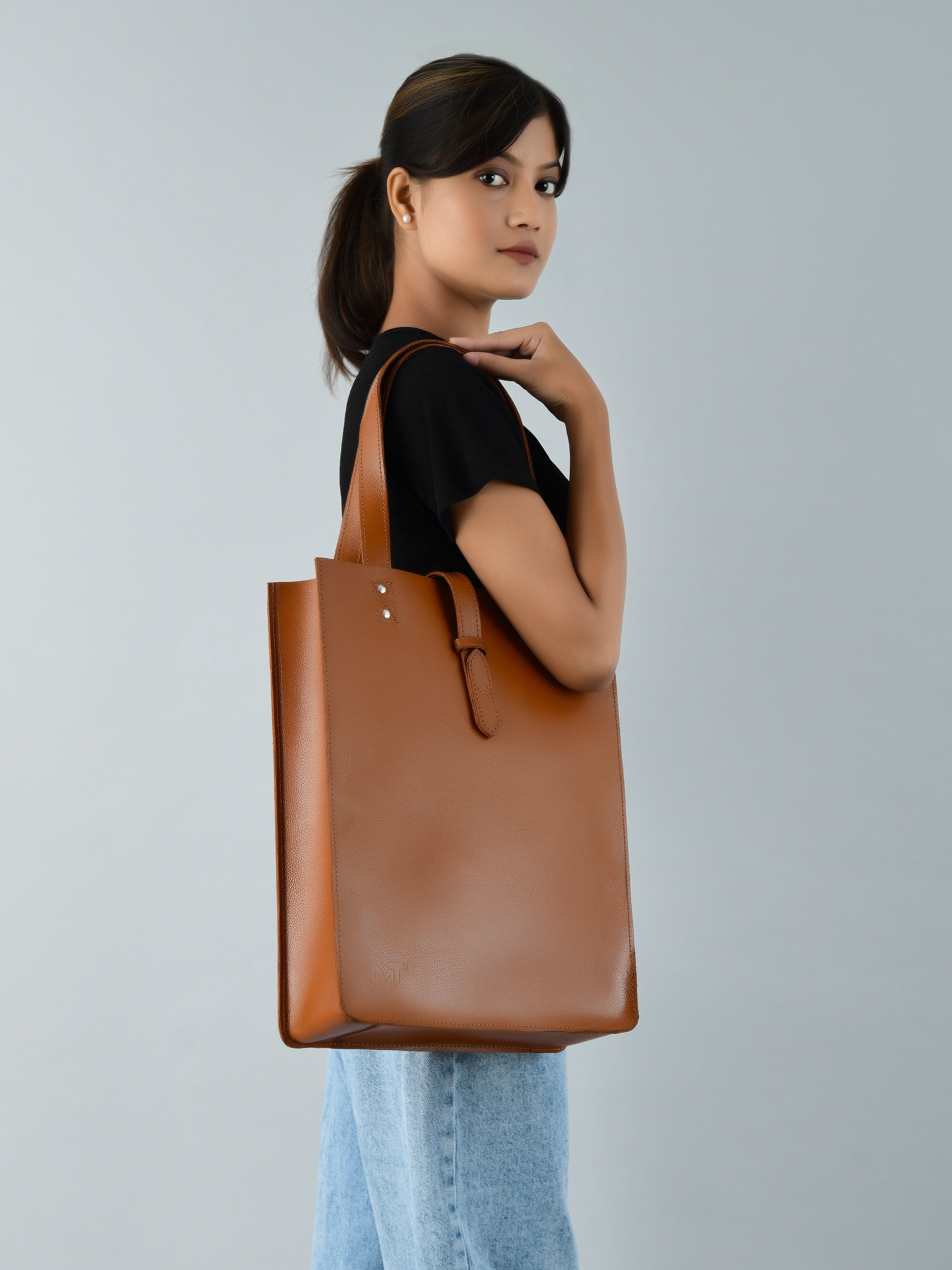 Classy Leather Bags Chestnut Elegance Leather Tote SpadezStore