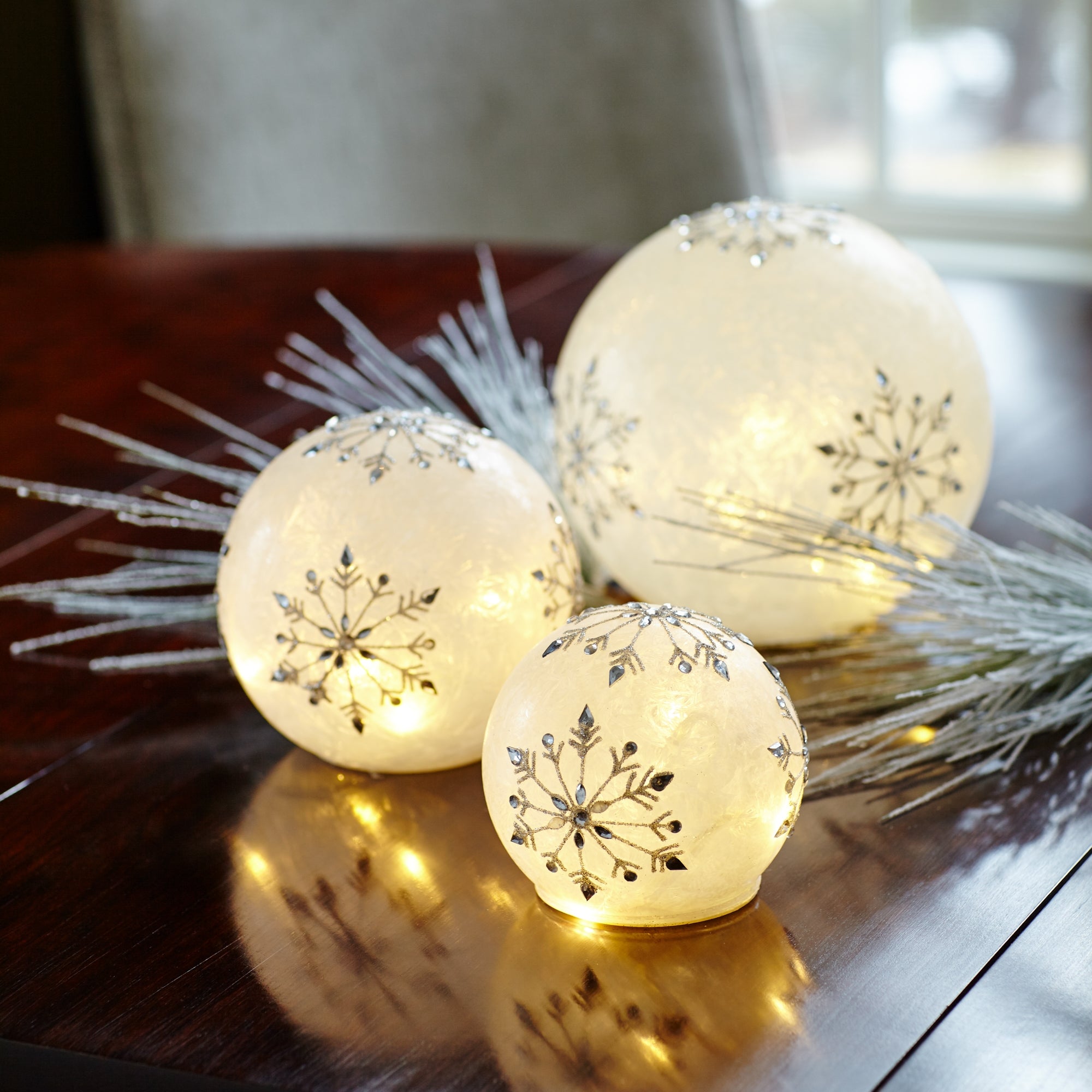 LED Frosted Snowflake Jewel Globe Set - Thumbnail 3