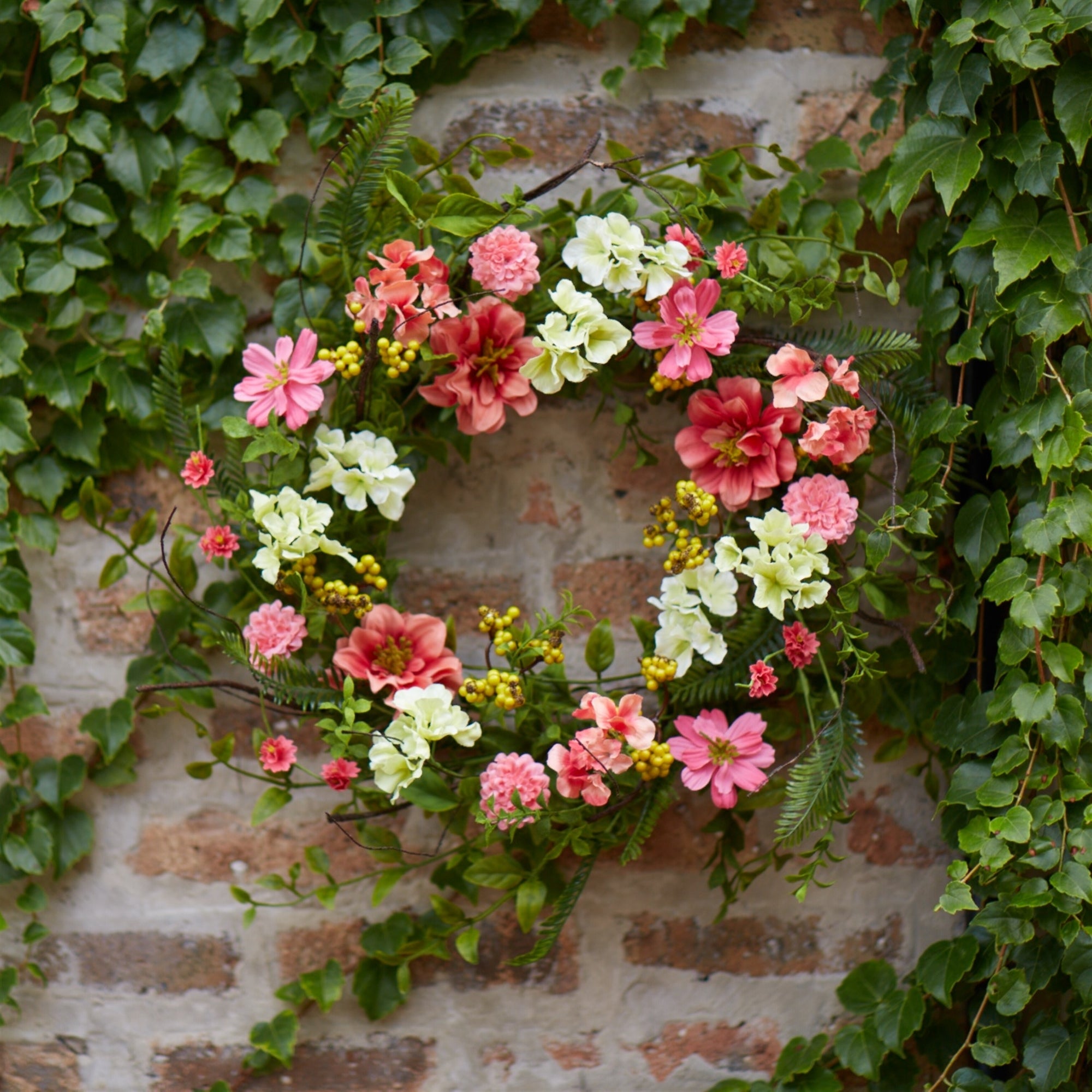 Cosmos Berry Wreath - Thumbnail 3