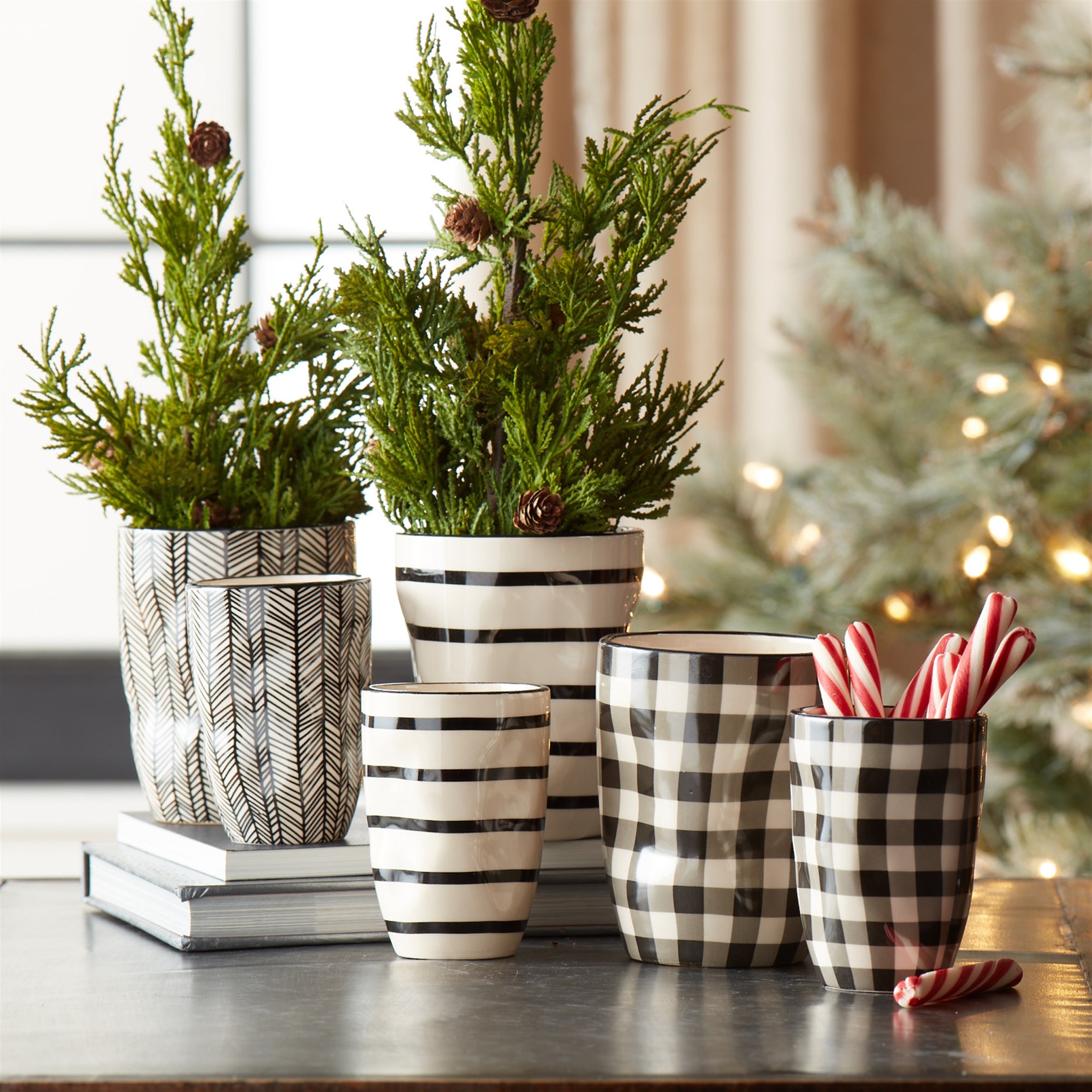 Wavy Patterned Planter or Vase Set of 6 SpadezStore