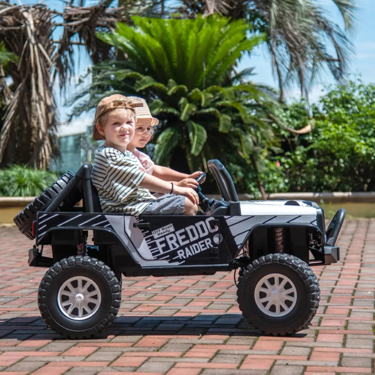 Freddo 24V Jeep Raider 2 Seater Ride On SpadezStore