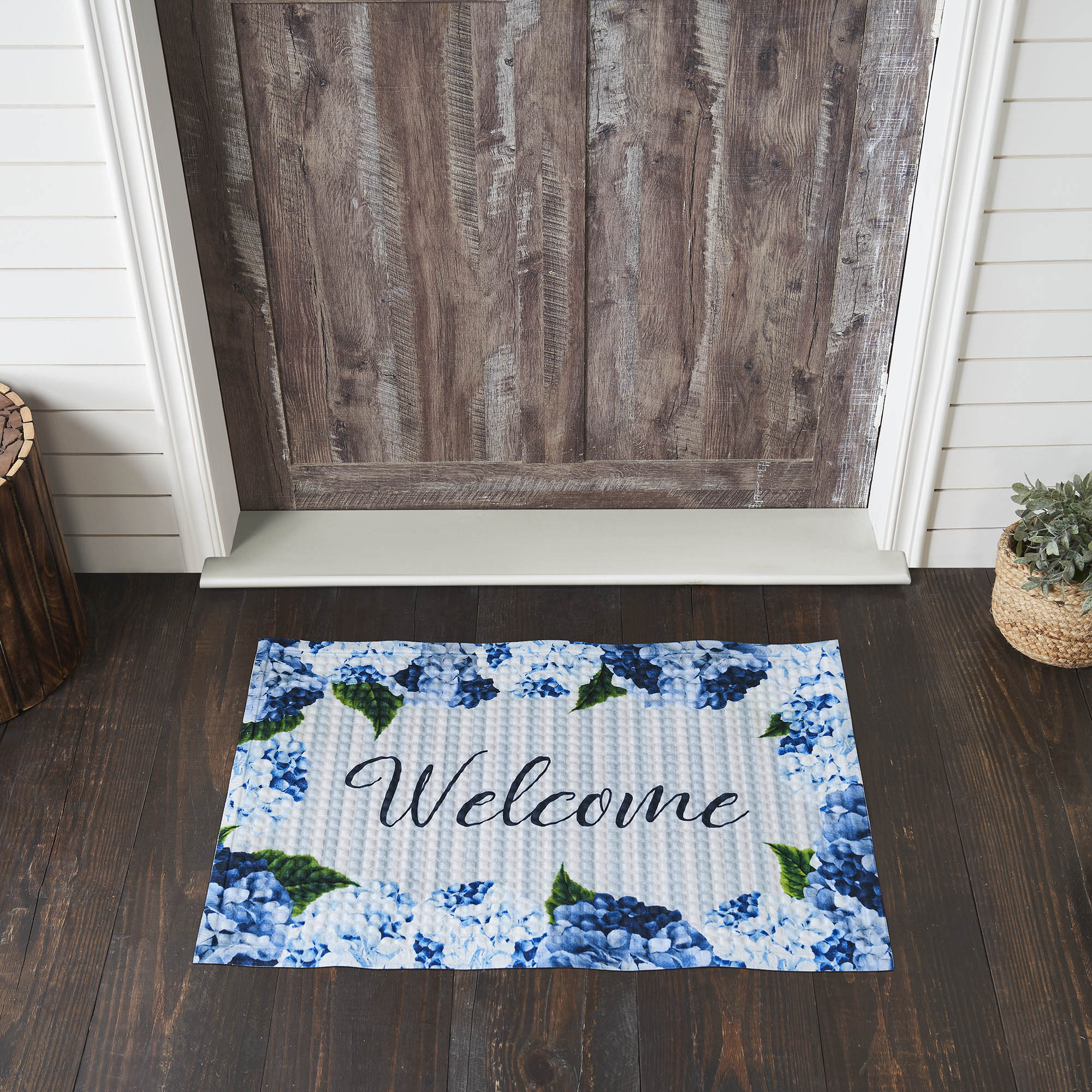 Finders Keepers Hydrangea Welcome Nylon Rug Rect 24x36 SpadezStore