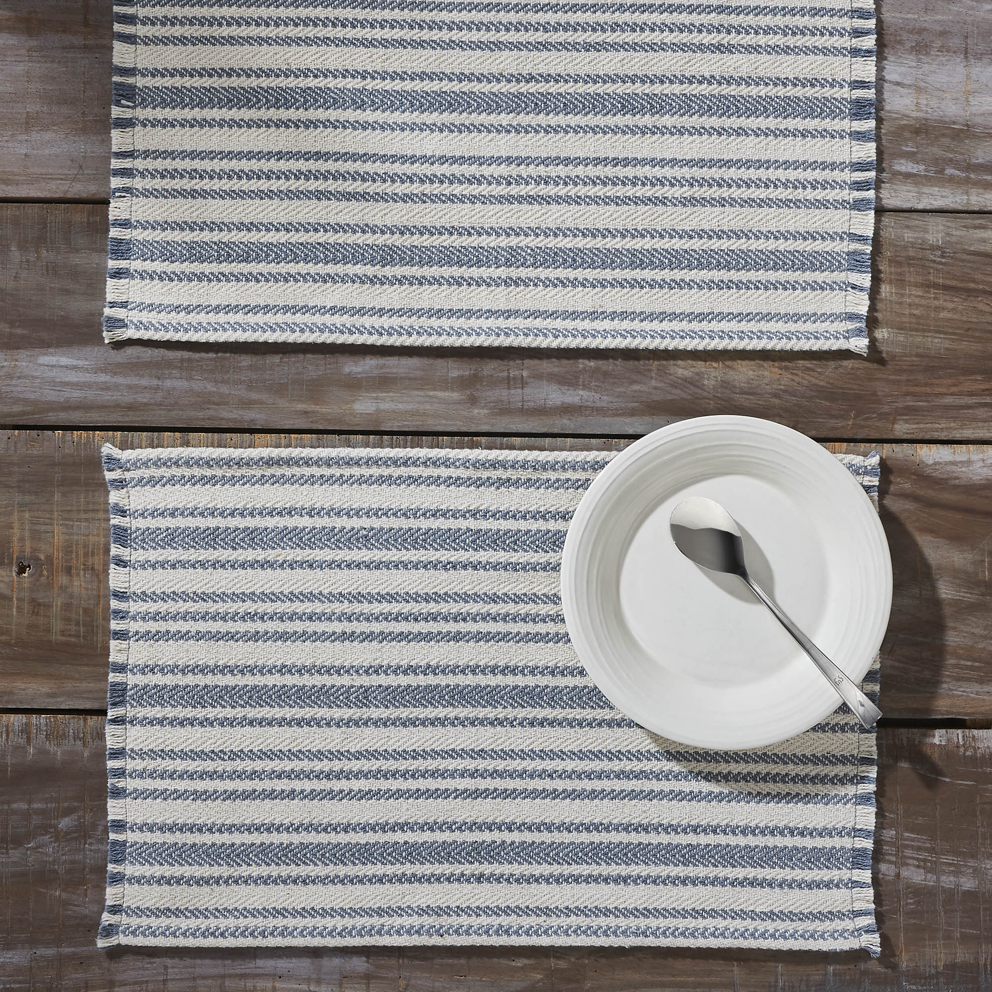 Finders Keepers Chevron Placemat Set of 2 13x19 SpadezStore