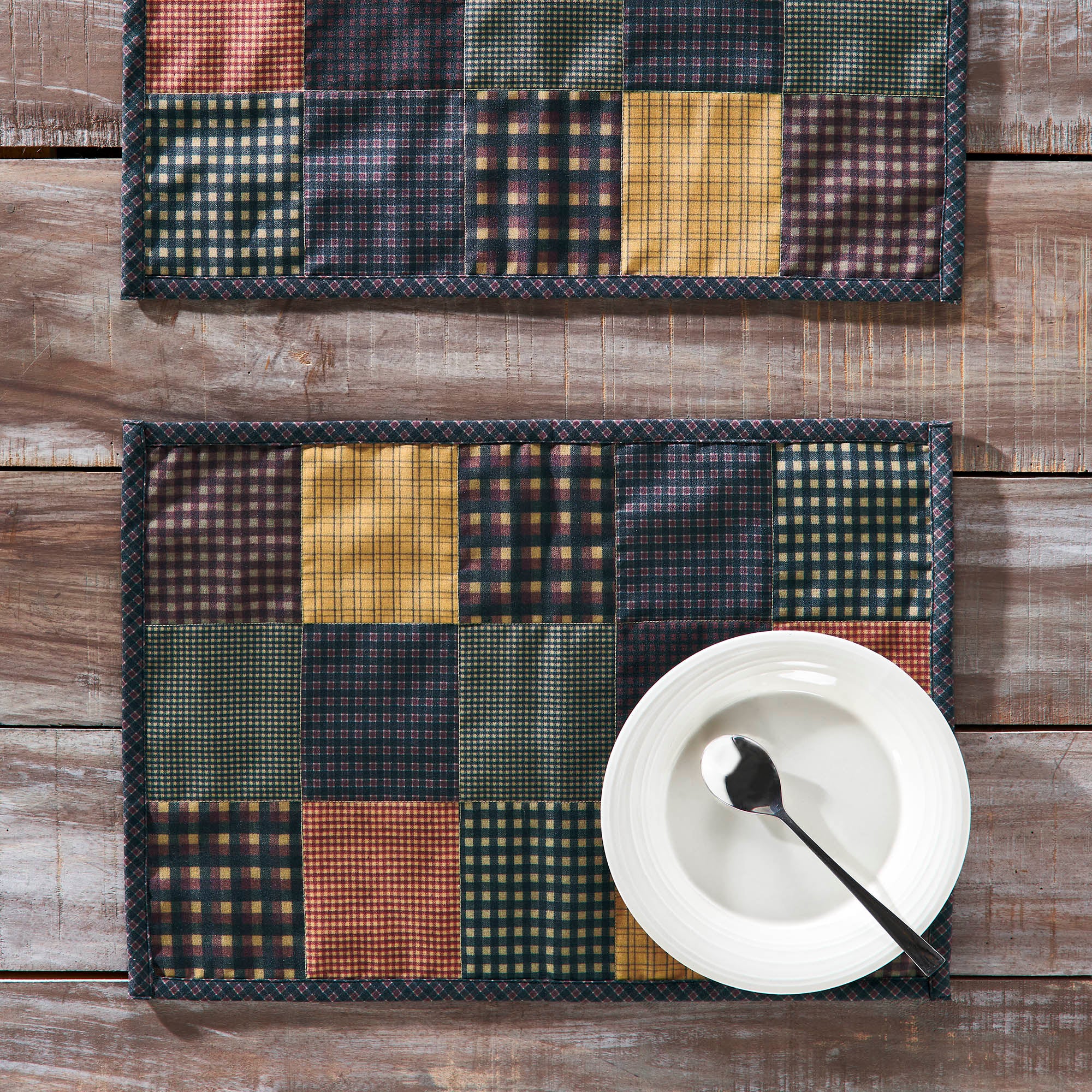 Heritage Farms Quilted Placemat Set of 2 13x19 SpadezStore