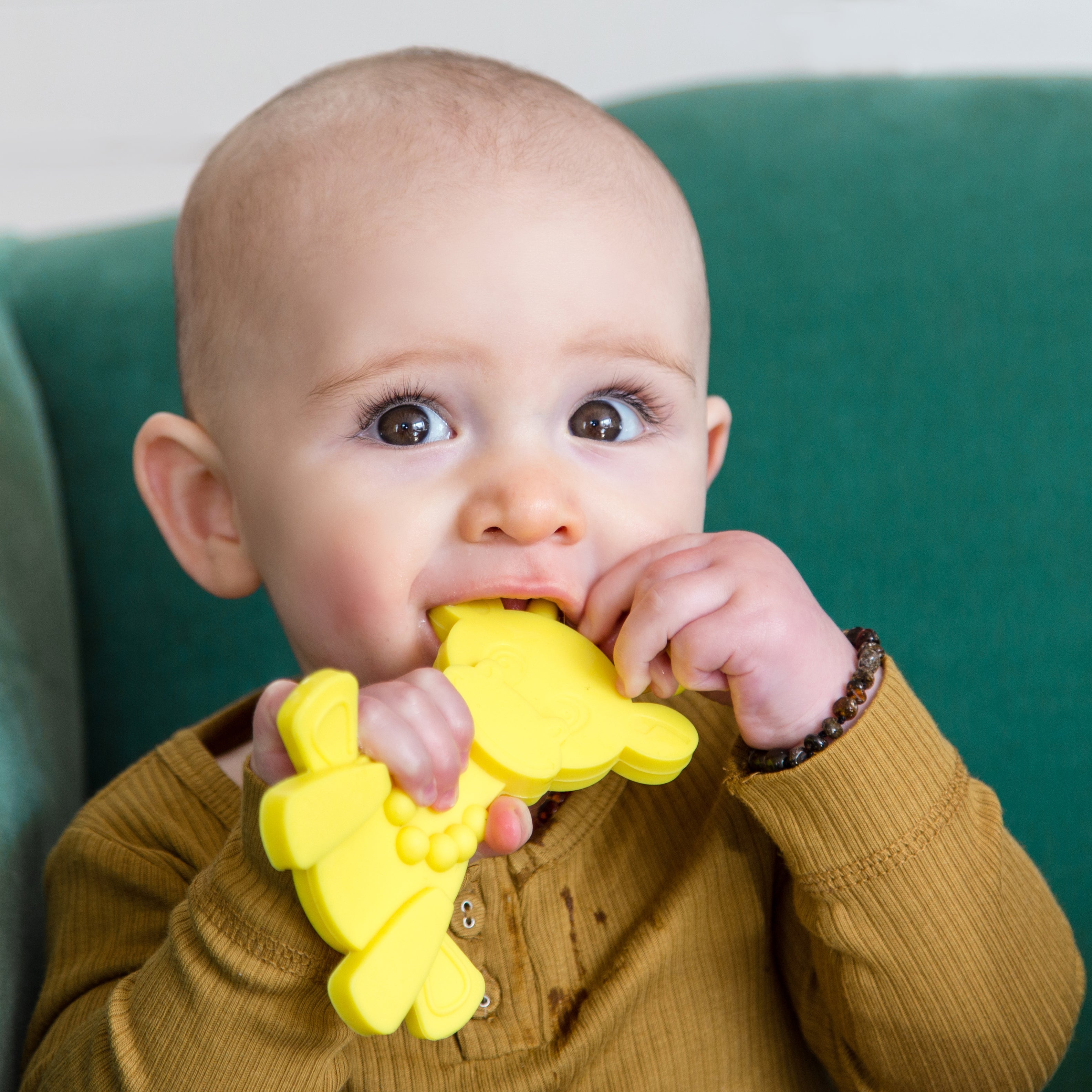 Bambeado Little bamBAM Baby Teething Toy – Yellow