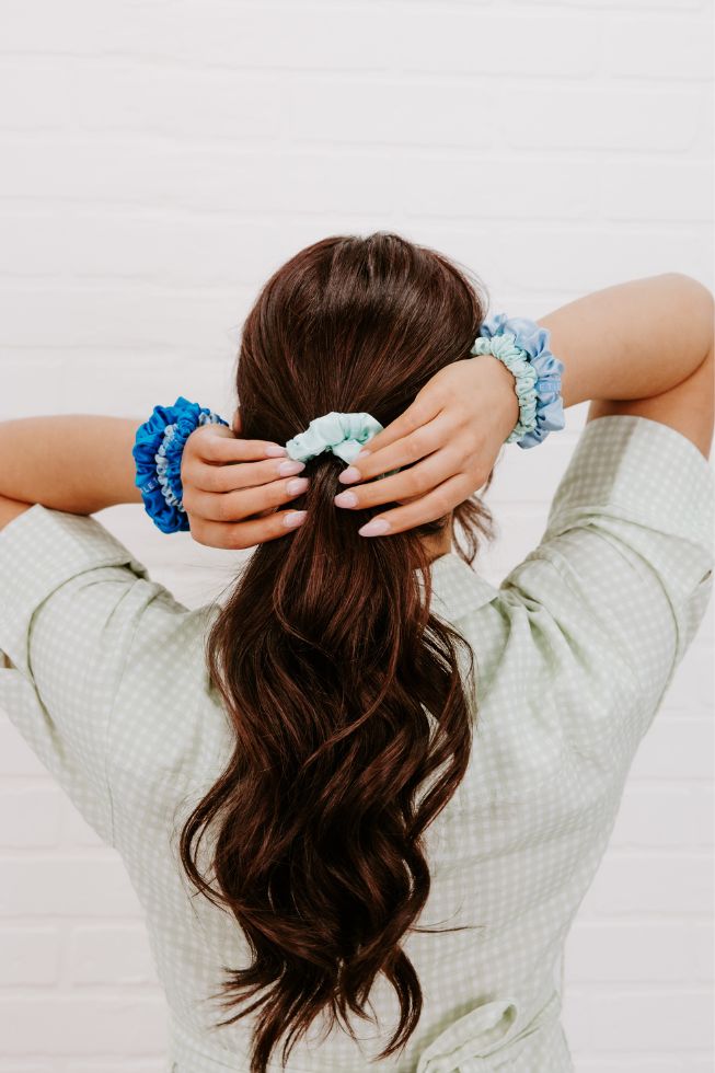 TELETIES Blue My Mind Large Silk Scrunchies