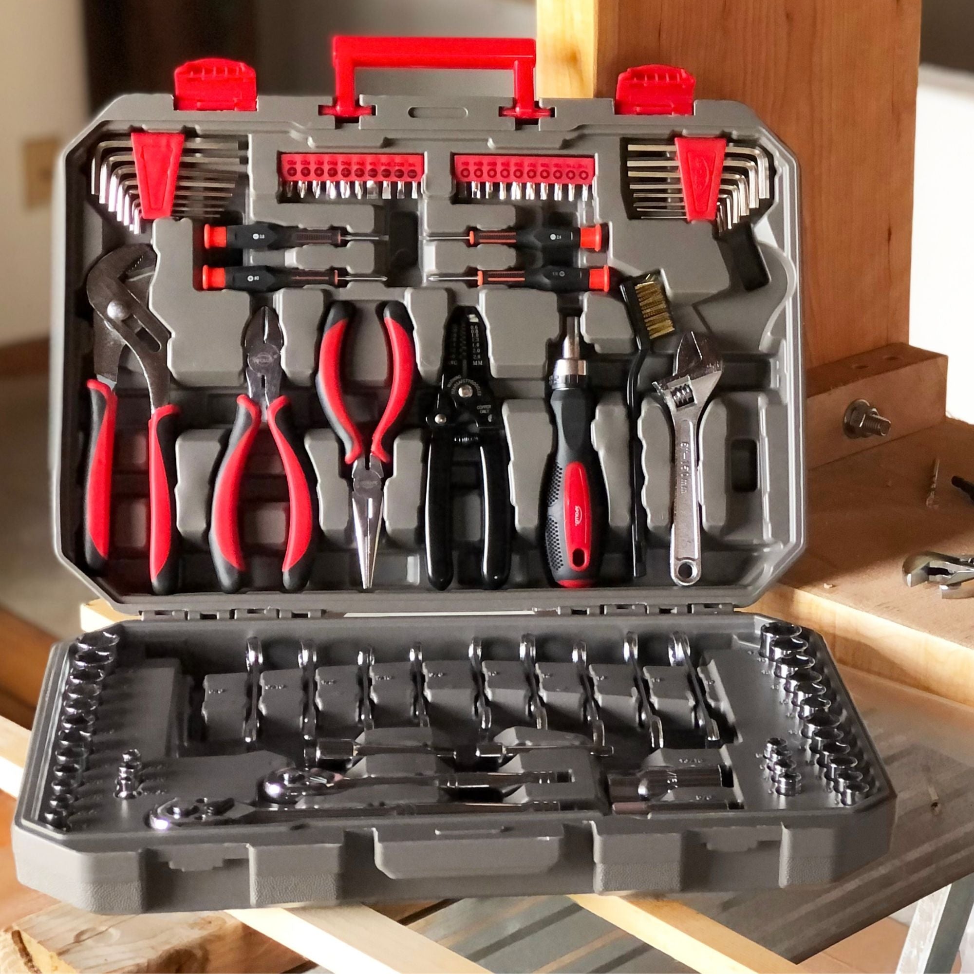 Apollo Tools 95 Piece Mechanics Tool Set in Metric and SAE for Small Engine, Mechanical and General Repairs – DT1242 SpadezStore
