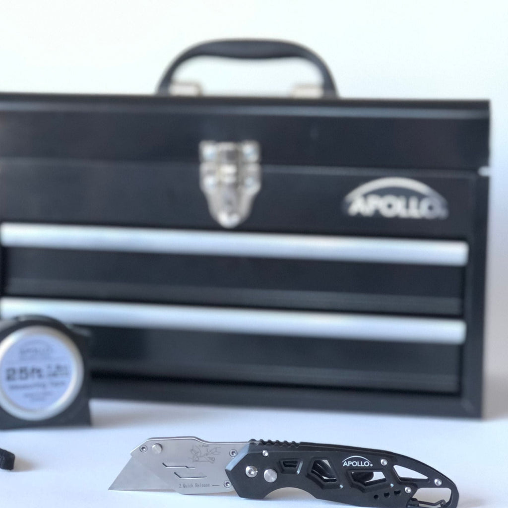 Apollo Tools Ergonomic Stainless Steel, Lightweight, Foldable Black Utility Knife with Carabiner Clip and Fast-Change Blade - DT5017 SpadezStore