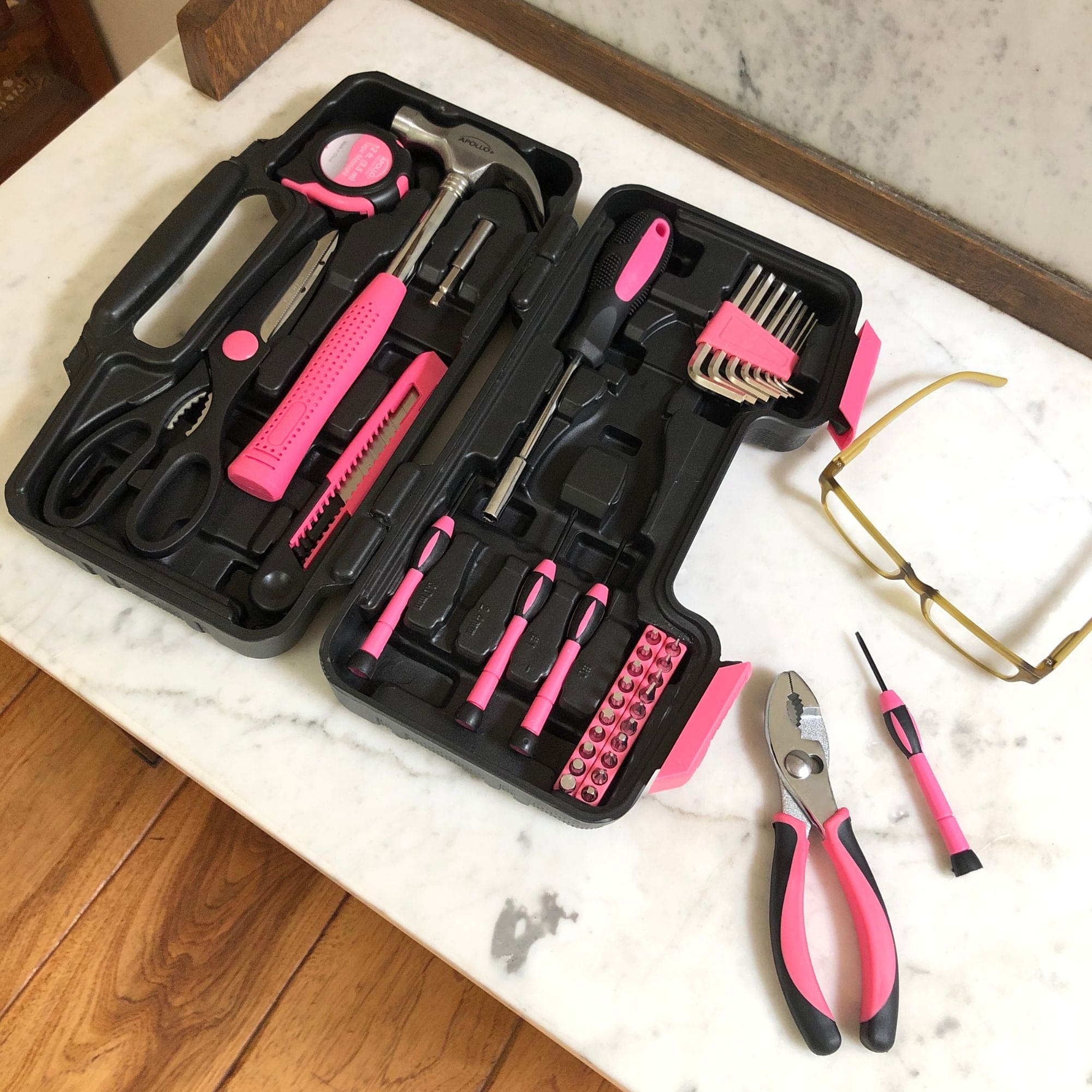 Apollo Tools 39 Piece General Tool Set Pink - DT9706P SpadezStore