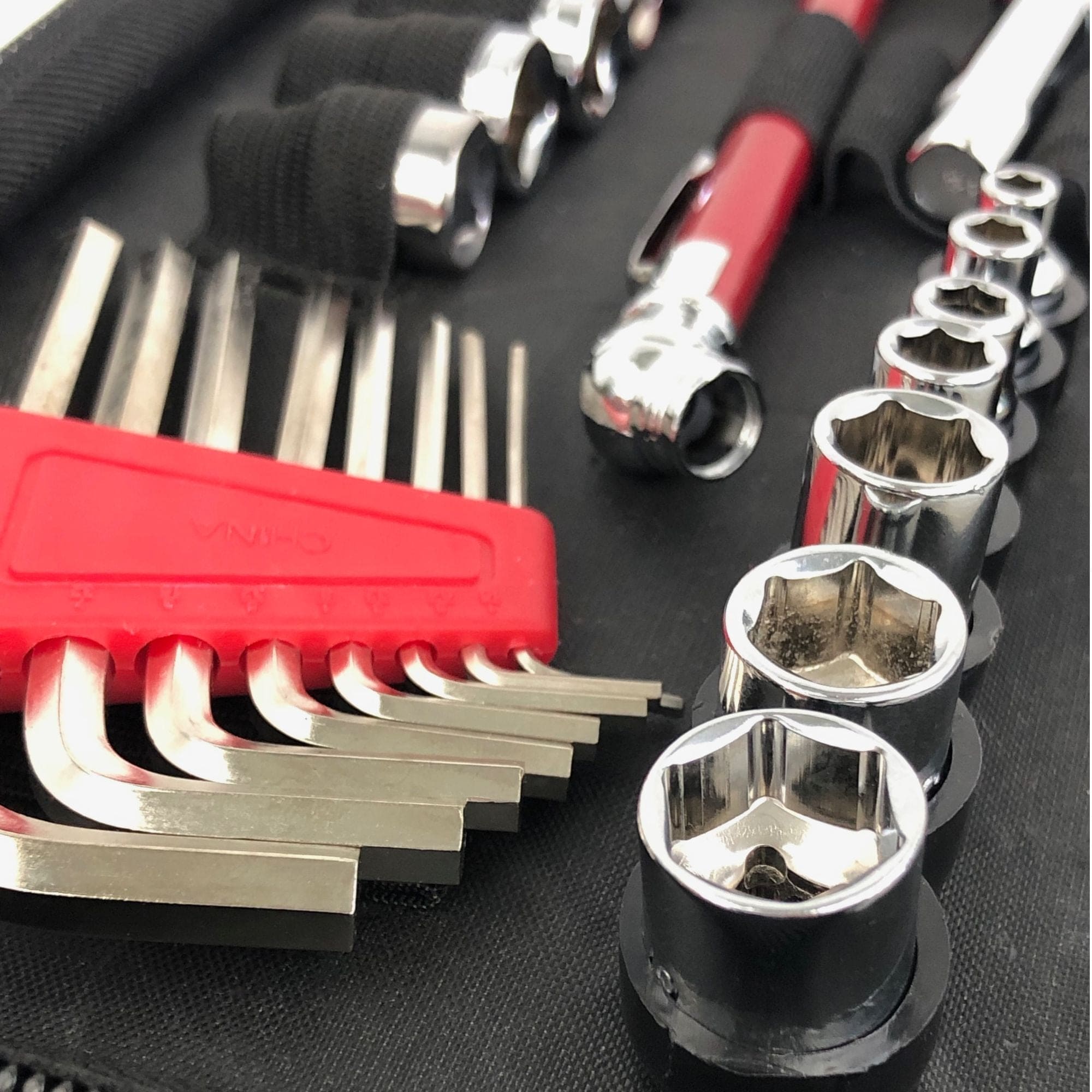 Apollo Tools 56 Piece SAE Auto Tool Set In Zipper Case - DT9774 SpadezStore