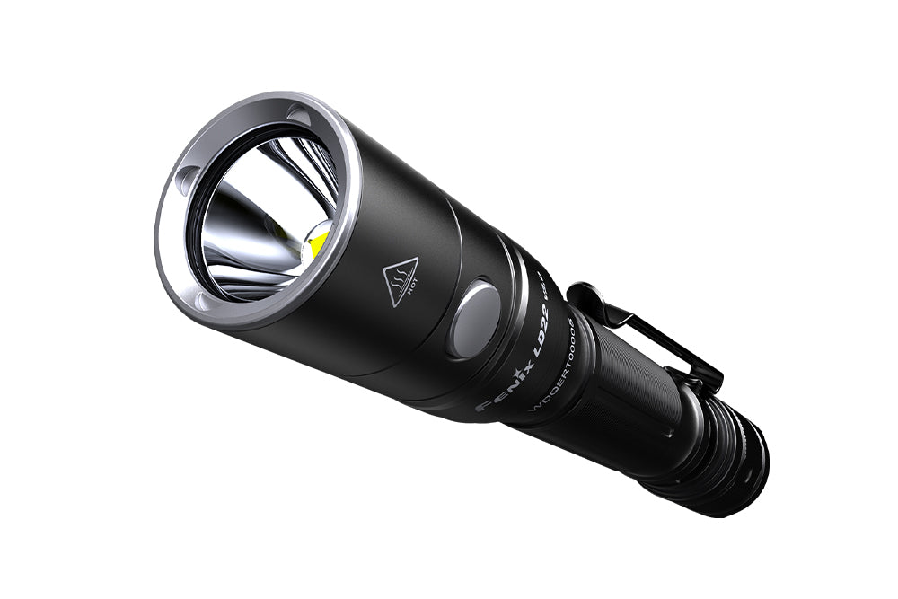 Fenix LD22 V2 Compact LED Flashlight - 800 Lumens SpadezStore