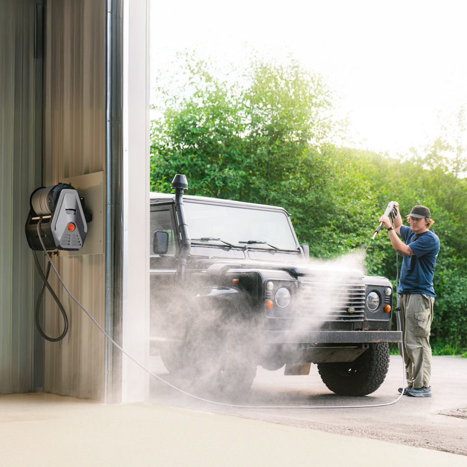 Giraffe Tools Grandfalls Retractable Pressure Washer Plus+ SpadezStore