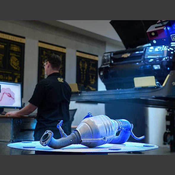 Magnaflow OEM Grade Direct Fit Catalytic Converter 52642 SpadezStore