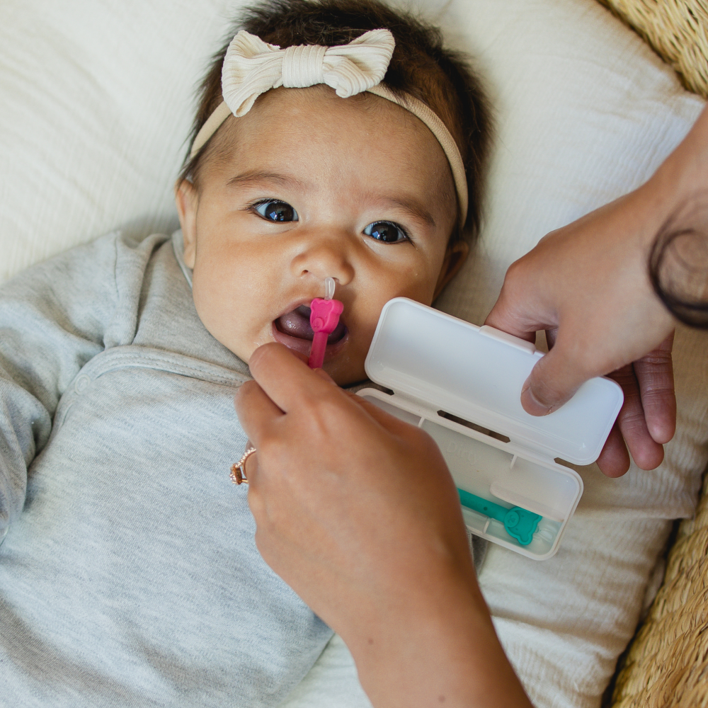 Oogiebear 2-pack booger picker SpadezStore