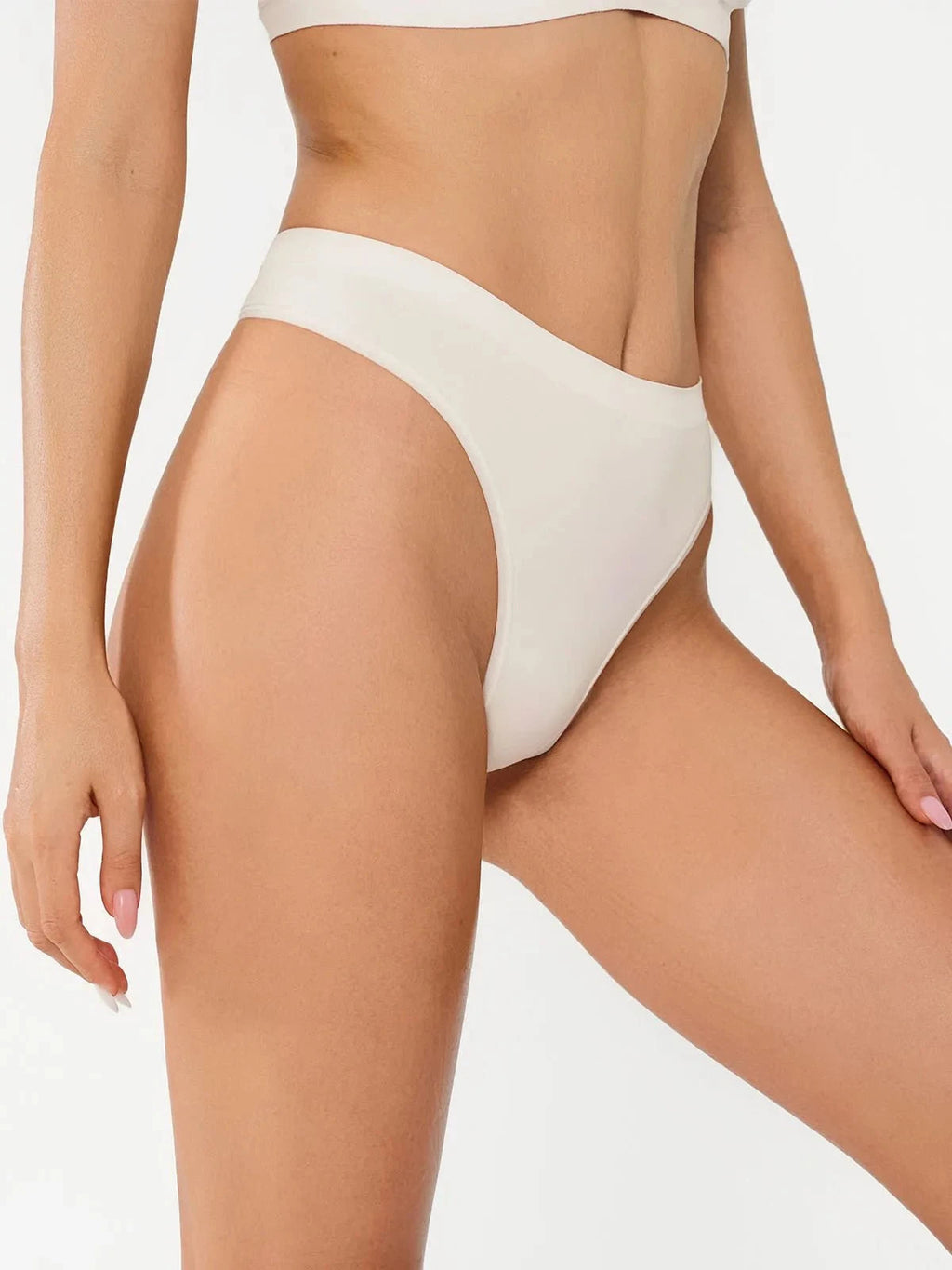Popilush Seamless AirKnit Thong