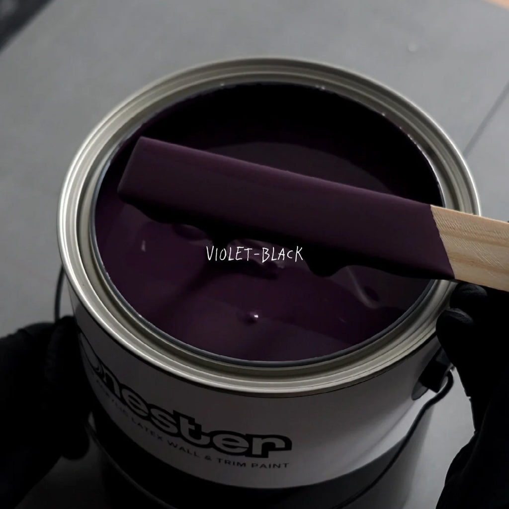 Tonester Paints HIGH AT THE GALA SpadezStore