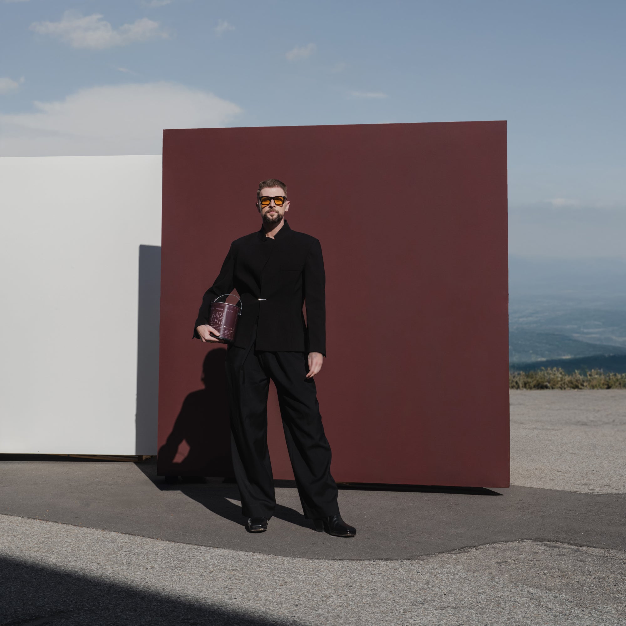 Tonester Paints The ‘Viola’ Oxblood SpadezStore