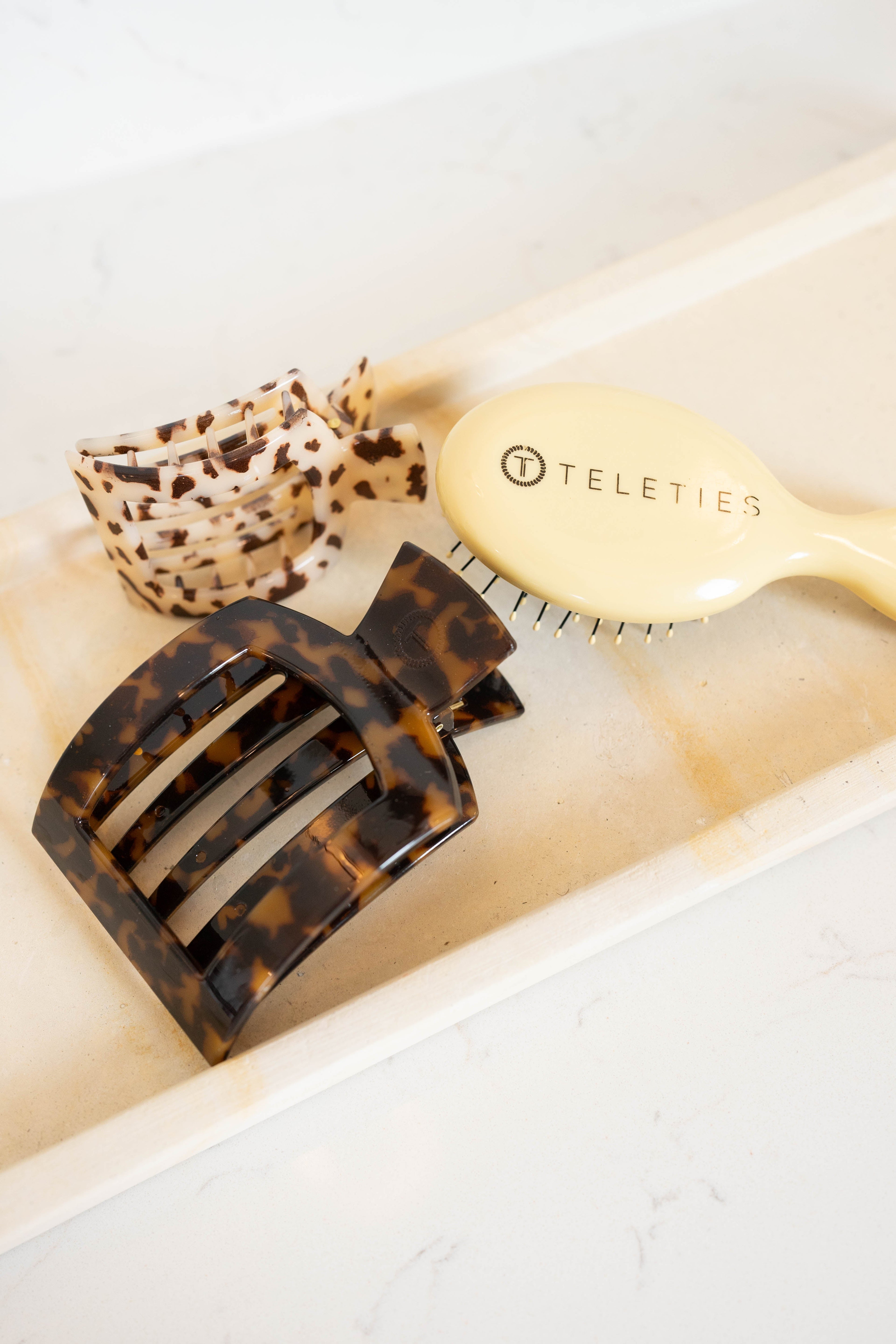 TELETIES Tortoise Large Flat Square Hair Clip