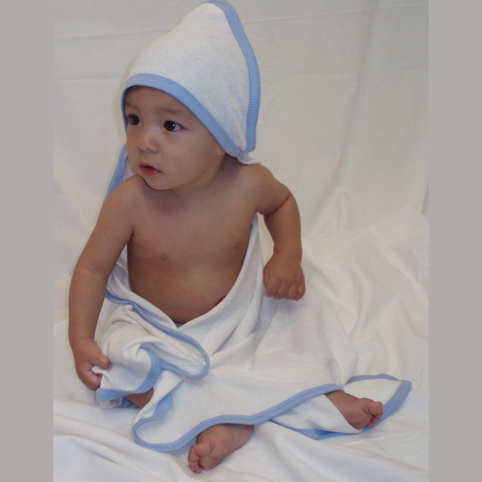 Bambini Hooded Towel with Blue Binding and Screen Prints